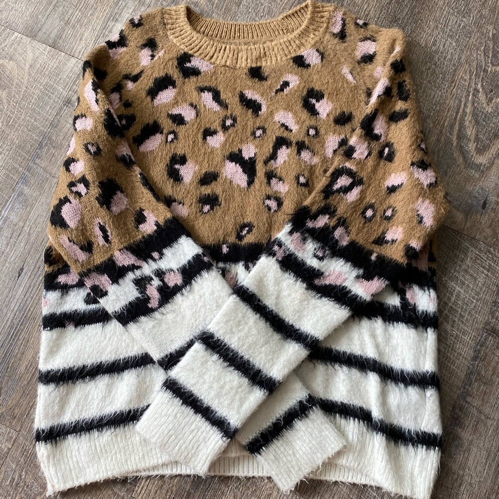 Topshop Leopard Print Sweater ✨